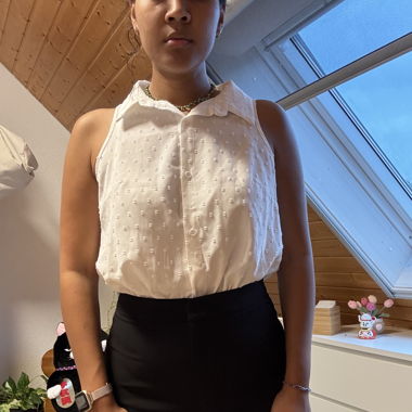 Ärmellose Bodybluse