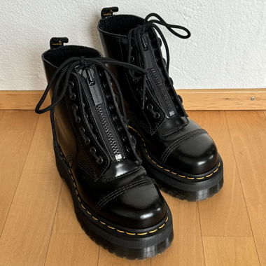 Dr. Martens Plateau-Stiefel