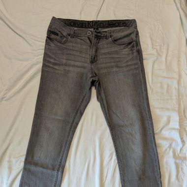 Jean gris Calvin Klein Jeans Taille 33