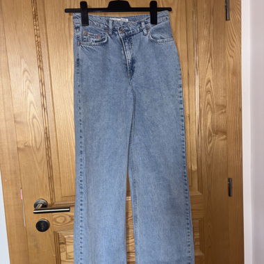 Jeans a vita alta, gamba dritta, azzurro chiaro