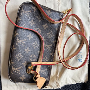 Louis Vuitton Shoulder Bag