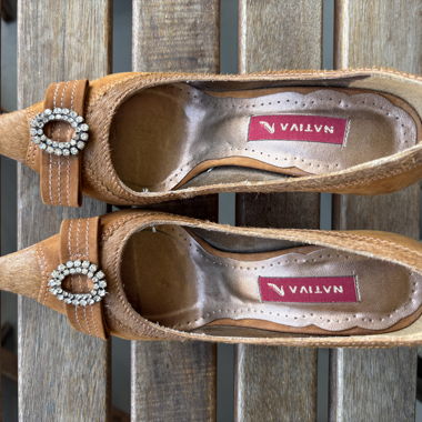 Escarpins beige à talon 