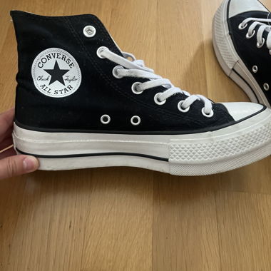 Converse Chuck Taylor Hi