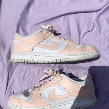 Nike Dunks 