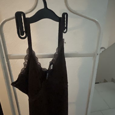mini robe marron sexy