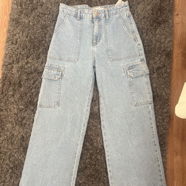 Jeans cargo in denim chiaro