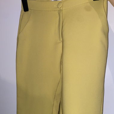 Gelbe elegante Damenhose 