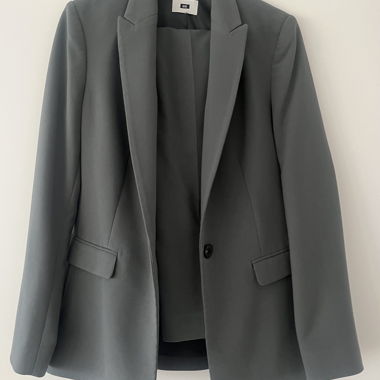 Completo da donna verde scuro