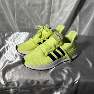 Sneakers sportive Adidas giallo neon