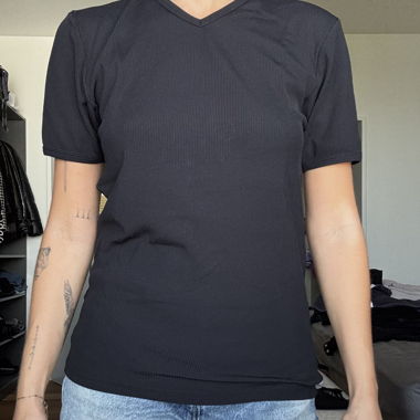 T-shirt Dolce & Gabbana à côtes col V D&G Taille S