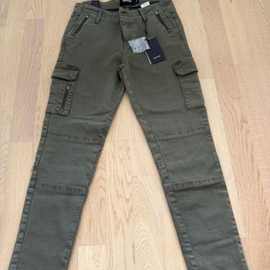 Pantaloni cargo oliva