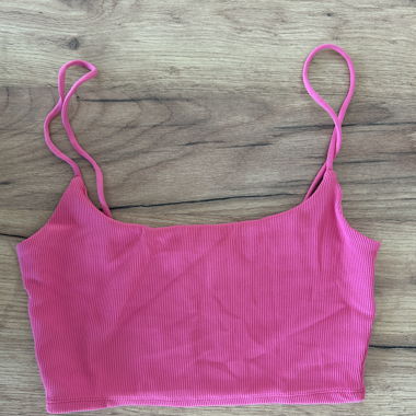 Top cropped rosa a coste di Zara