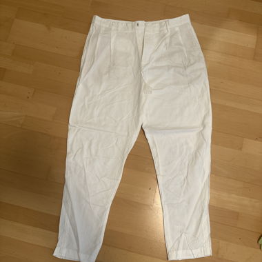 Weisse Freizeithose