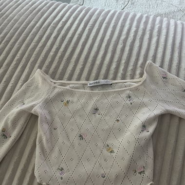 Maglione a fiori