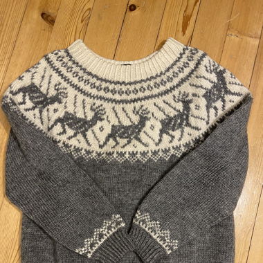 Pure wool sweater from Norway