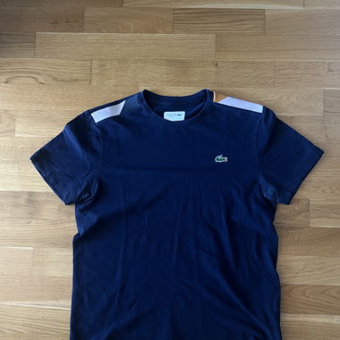 T shirt Lacoste sport taille M