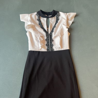 Skirt with ruffles