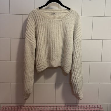 cream cropped sweater