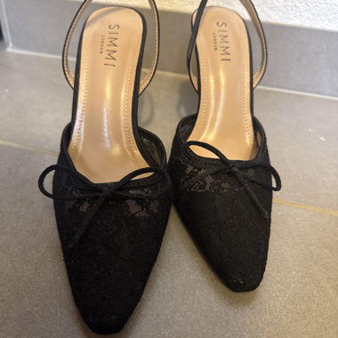 Schwarze Simmi London Highheels
