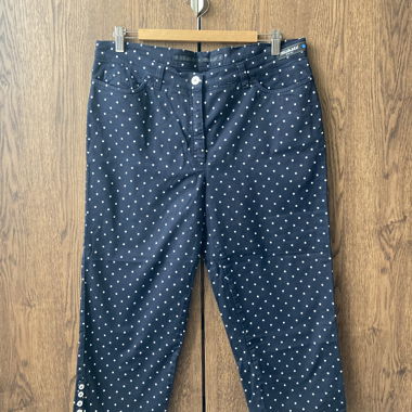 Polka-Dot Capri-Pants