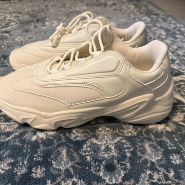 Asos Sneakers