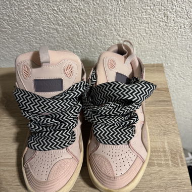 Rosa Lanvin Sneakers