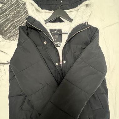 Hollister Winter Jacke mit Teddyfutter - Schwarz