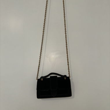 Mango Tasche schwarz mit goldenen Details