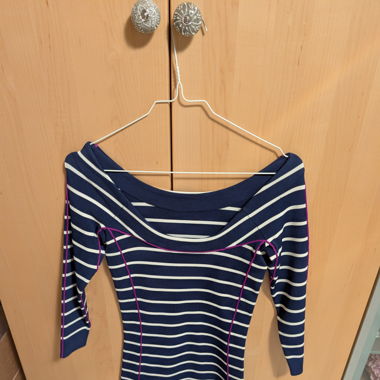 Gestreiftes Kleid