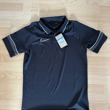 Schwarzes Nike Sport-Poloshirt