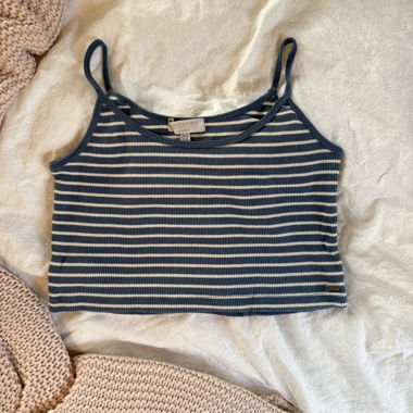 Pacific Republic (Pull & Bear) - Crop Top
