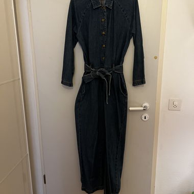 Combinaison jean avec ceinture 