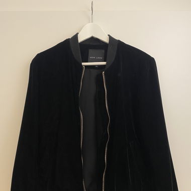 Samtjacke schwarz