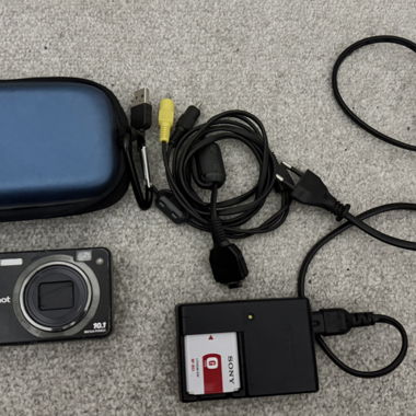 Appareil photo Sony Cyber-shot – Komplette Ausstattung