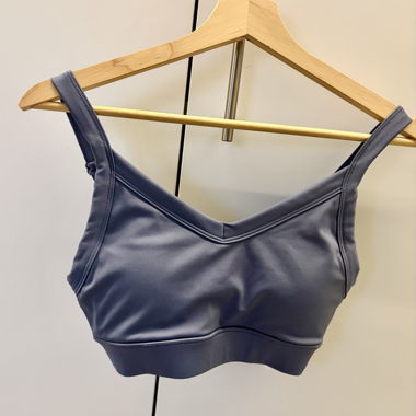 Top sportivo ASOS