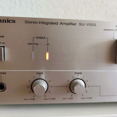 Amplificatore stereo Technics SU-V505