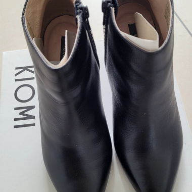 Bottines KIOMI nere