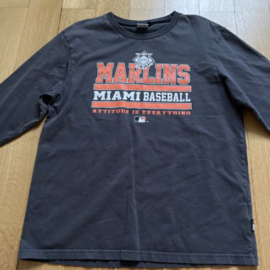 T-shirt à manches longues des Miami Marlins