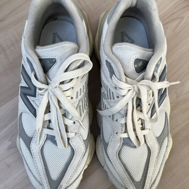 New Balance 9060 Sneakers size 39.5