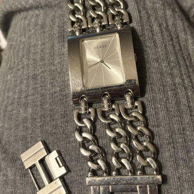 Montre GUESS argent