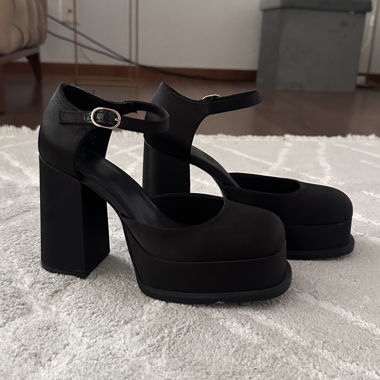 H&M Black platform Mary Jane high heels