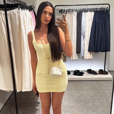 Miniabito in maglia giallo