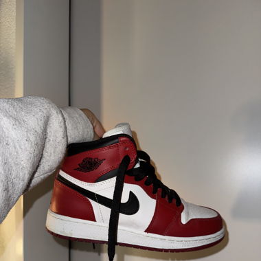 Air Jordan 1 Retro OG GS “Chicago” 2013
