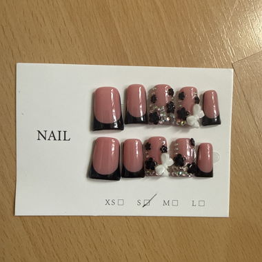Press-On Nails Set S