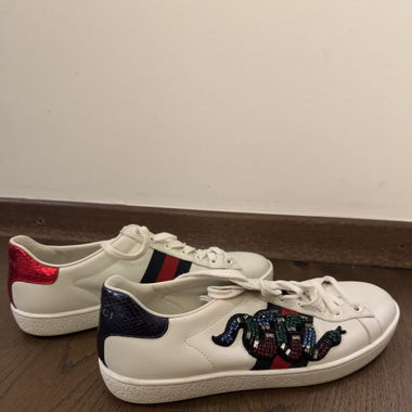 Gucci sneakers 