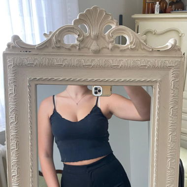 schwarzes Croptop Brandy