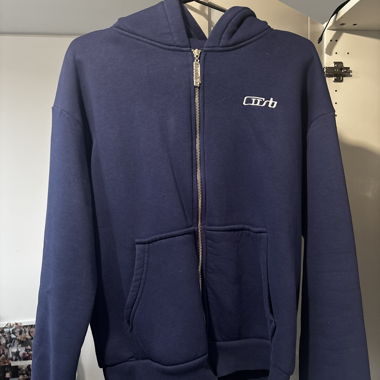 Cusbclo ziphoodie