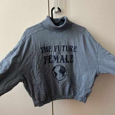 Sweat court bleu "The Future is Female"