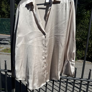 Beige Satinhemd