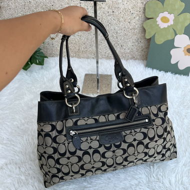 perfect Coach Bagg school bag in medium sized
